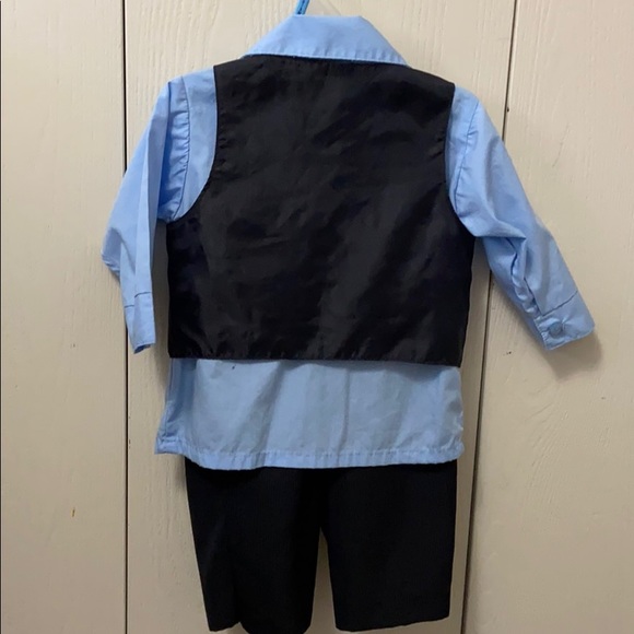 IZOD Black and Blue 3 Piece Suit - Picture 6 of 7
